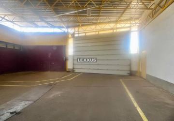 Reality LEXXUS | komfortná skladová hala s parkovaním v areáli, Pod. Biskupice