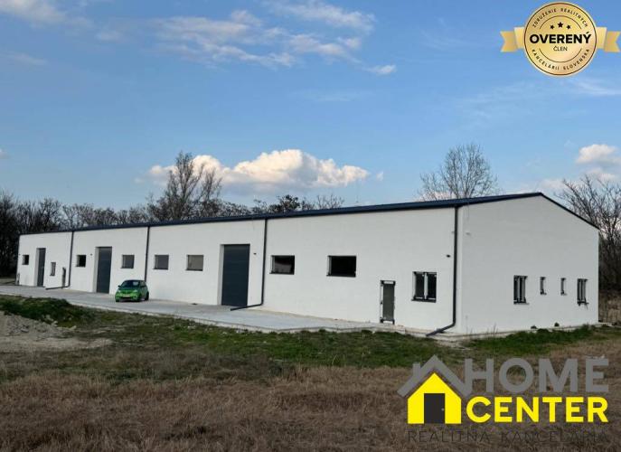 Reality PRENÁJOM : skladov s kanceláriami, 382 m², 261 m²,125 m², Komárno