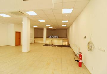 Reality LEXXUS I obchodný priestor na frekventovanej ulici, BA I.