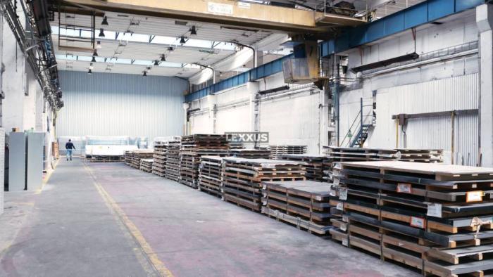 Reality LEXXUS I skladová hala v uzavretom stráženom areály, Senec.