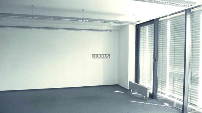 Reality LEXXUS I administratívne priestory v novostavbe, Tomášikova.