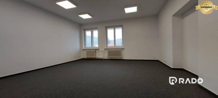 Reality RADO | Prenájom kancelárie 33 m2 - Trenčín