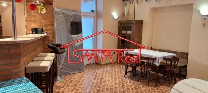 Reality 2 PODNIKATEĽSKÉ OBJEKTY V JEDNEJ BUDOVE - LEVICE - CENTRUM