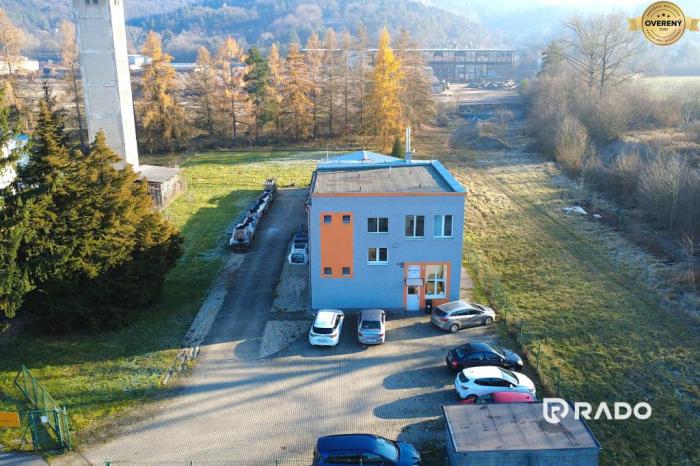 Reality RADO| Na predaj výrobná hala s administratívnou budovou a pozemkom!