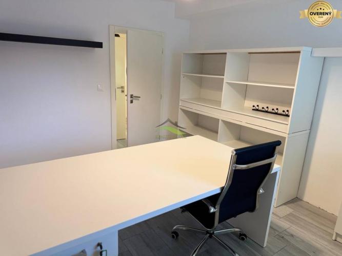 Reality Administratívne priestory - Kancelárie na PRENÁJOM - 500 € mesačne