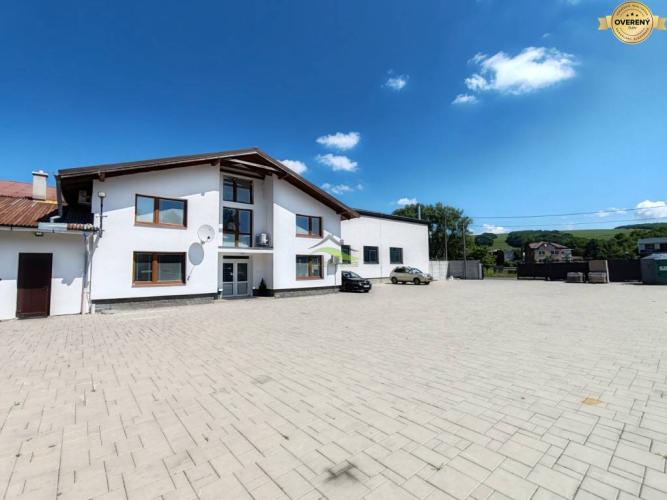 Reality Reprezentatívna administratívna budova s dielňou vo Vranove nad Topľou