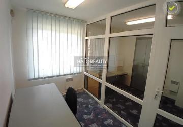 Reality Prenájom, administratívny priestor Veľký Krtíš, prenájom možný aj jednotlivo - EXKLUZÍVNE 