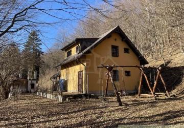 Reality Chata na slnečnom mieste nad Bradanom