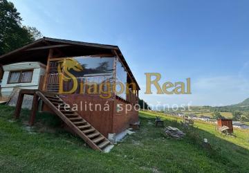 Reality PREDAJ – Rekreačná chata s terasou a pozemkom 975 m2 – GREGOROVCE okr. Prešov