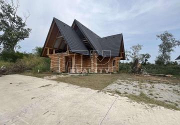 Reality Rekreačný pozemok, 800 m2  s chatou