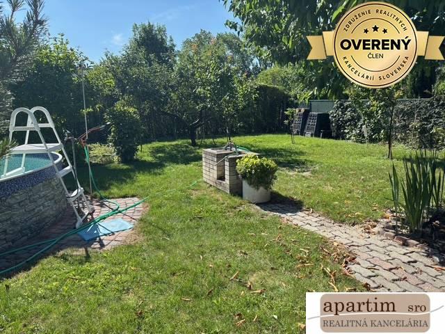 Reality Apartim sro predá záhradnú chatu vo Vrakuni pri Lesoparku