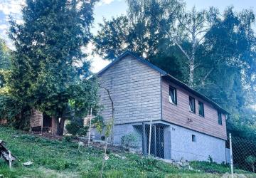Reality Štýlový zrekonštruovaný bungalow pri Zvolenskej priehrade – Môťová, Zvolen