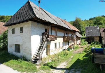 Reality Dobová chalupa v nádhernom prostredí obce Omastiná...