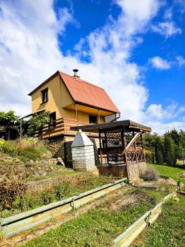 Reality Predaj chaty Košice – výhľad, ticho a relax v objatí prírody,