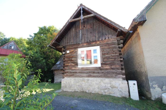 Reality Iné, Komjatná