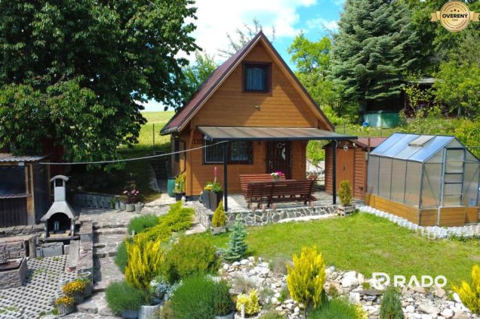Reality RADO | Romantická chata s nádherným výhľadom - Lednické Rovne!