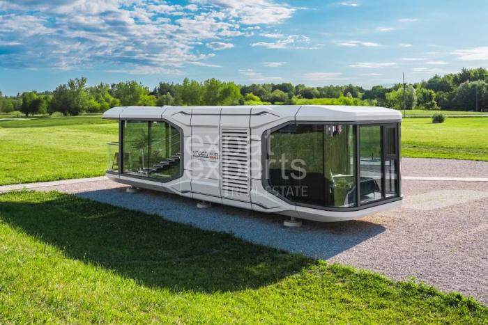 Reality Vesmírna kapsula VESSEL E7 s balkónom a terasou, 38 m2