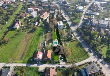Reality IBA U NÁS, STAVEBNÝ POZEMOK O ROZLOHE 1025m2, TRENČIANSKA TURNÁ