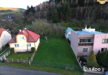 Reality RADO | Pozemok na výstavbu rodinného domu 642m2 | obec Beluša