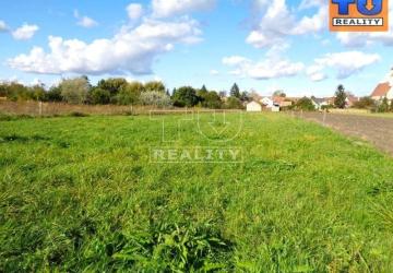 Reality Na predaj pozemok v Tesárskych Mlyňanoch, 2100 m2