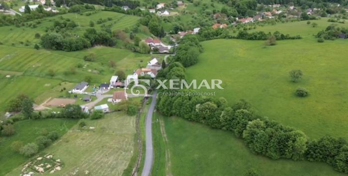 Reality Predaj: Stavebný pozemok 1100 m2 s prípojkami, Nová Baňa – Štále