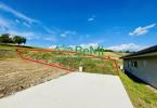 Reality Slnečný Pozemok v Malých Kršteňanoch – 813 m² pokoja, slnka a tvojich budúcich snov!