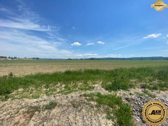Reality Pozemok na predaj 3.275 m2 obec Zvolenská Slatina