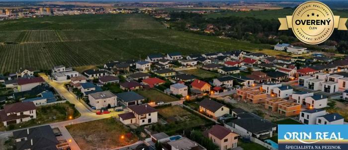 Reality ,,,EXKLUZÍVNE,,,IDEÁLNY   SP V LIMBACHU - 690 m2 ,,,REZERVOVANÝ,,,