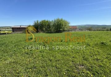 Reality PREDAJ – pozemok na výstavbu domu 531 m2 – BRETEJOVCE