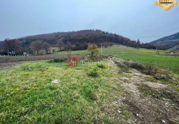 Reality Pozemok na priemyselné, športové, rekreačné účely v obci Lúky- 2.797m2