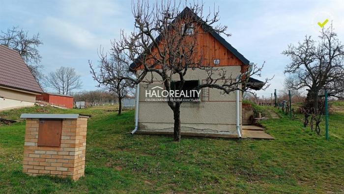 Reality Predaj, rekreačný pozemok Žemberovce, s viničným domčekom - ZNÍŽENÁ CENA - EXKLUZÍVNE HALO