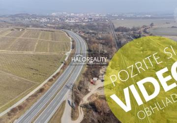 Reality Predaj, pozemok   6867 m2 Svätý Jur - EXKLUZÍVNE HALO REALITY