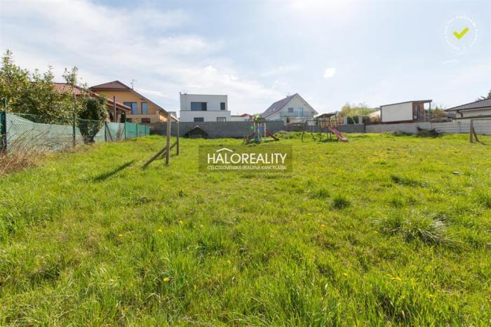 Reality Predaj, pozemok pre rodinný dom   556 m2 Stupava - EXKLUZÍVNE HALO REALITY