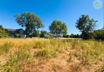 Reality Predaj, pozemok pre rodinný dom   850 m2 Horná Krupá - EXKLUZÍVNE HALO REALITY