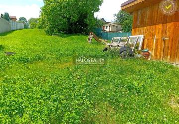 Reality Predaj, pozemok pre rodinný dom   1046 m2 Naháč