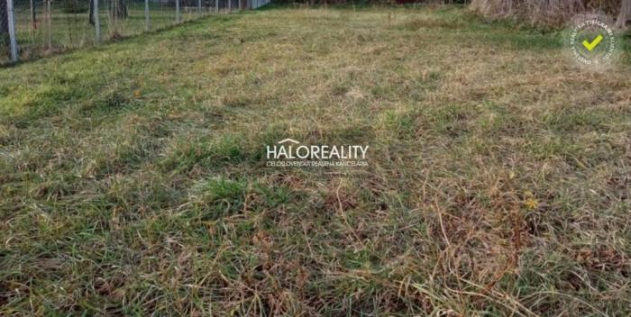 Reality Predaj, pozemok pre rodinný dom   1050 m2 Horné Orešany