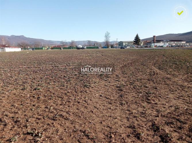 Reality Predaj, pozemok pre rodinný dom   1500 m2 Oslany