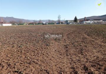 Reality Predaj, pozemok pre rodinný dom   1500 m2 Oslany