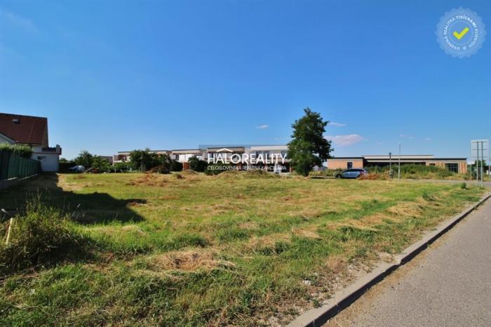 Reality Predaj, pozemok pre rodinný dom   939 m2 Miloslavov