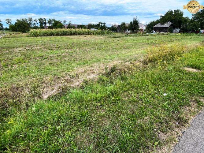 Reality Stavebný pozemok v obci Tušice