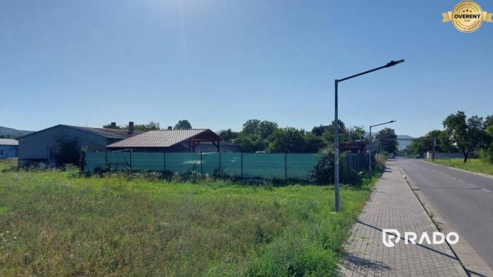 Reality RADO | Pozemok na halu, sklad - 3351 m2 - Trenčín, Biskupice