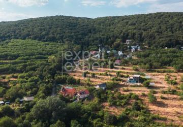Reality Stavebný pozemok na rodinný dom, 849 m2, Vinohrady