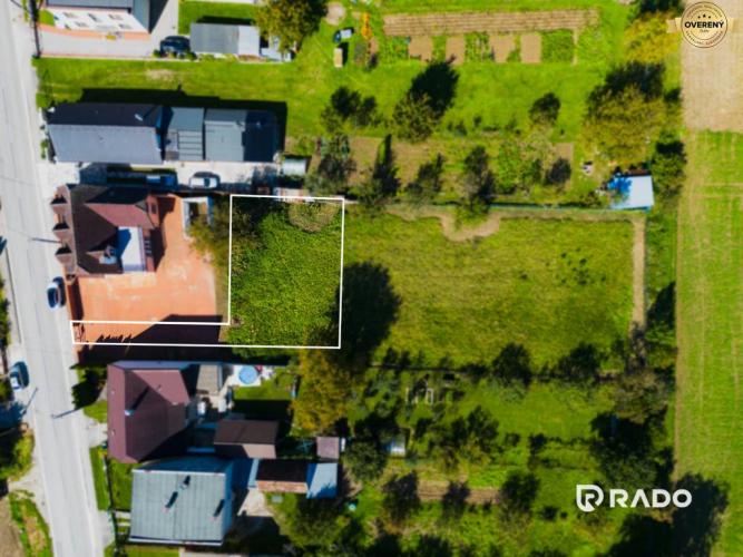 Reality RADO | Pozemkom na výstavbu rodinného domu 636m2  | Horňany