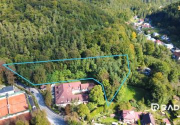 Reality RADO | Pozemok blízko kúpeľného parku Trenčianske Teplice!