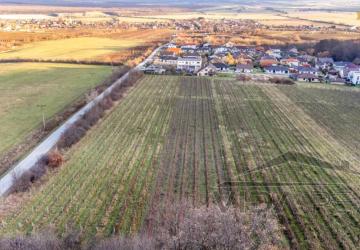 Reality Krásny pozemok s potenciálom