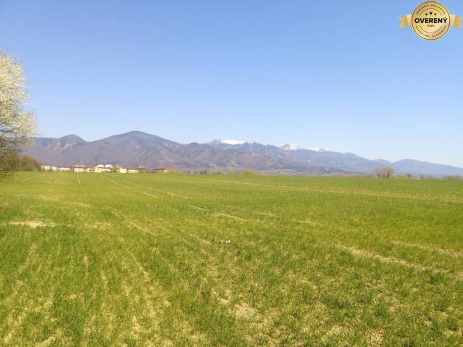 Reality MARTIN-Záturčie pozemok na developerské a komerčné účely 2850m2