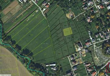 Reality Investičný pozemok obec Svinia_4 - 977m2