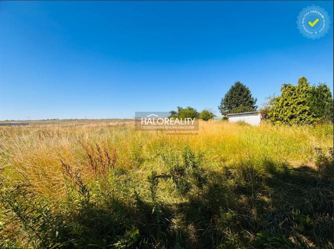Reality Predaj, pozemok pre rodinný dom   1115 m2 Horná Krupá - EXKLUZÍVNE HALO REALITY