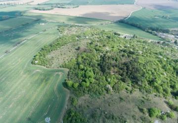 Reality PREDAJ - Pozemok s krásnymi výhľadmi v lesnom prostredí - Podhorany