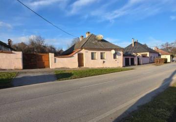 Reality EXKLUZÍVNE Pozemok 1478 m2 s rodinným domom Solivar